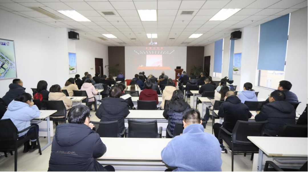 2024 年第二期 “农投大课堂”林乾教授就《大变局中谋突围--兼谈华为以奋斗者为本》专题授课