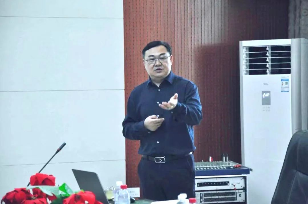 28圈丨国家奶牛工业手艺系统首席科学家、、、中国农业大学教授李胜利一行莅临28圈鲁山瑞亚旅行调研