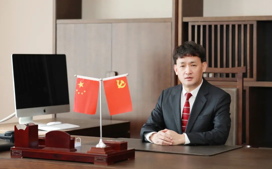 双双获奖 喜事连连｜ 28圈乳业集团荣获“河南省着名品牌”奖，董事长关晓彦荣膺“2022年度品牌人物”