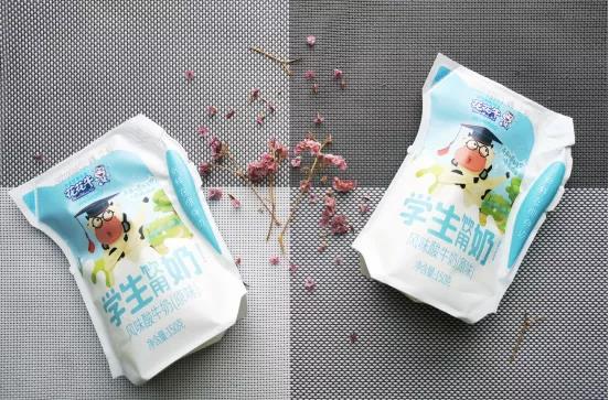 28圈首款爱克林低温学生饮用酸牛奶上市啦！！！！！