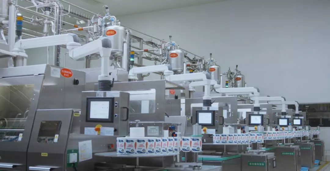 第31届中原畜牧业生意博览会 || 28圈乳业集团获“河南省畜牧行业——最具影响力品牌”奖