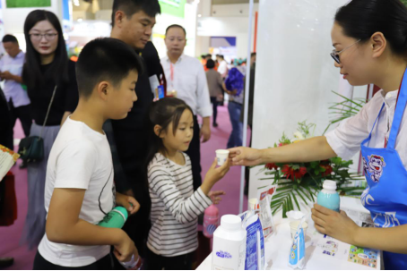 28圈亮相第30届中原畜牧业生意博览会