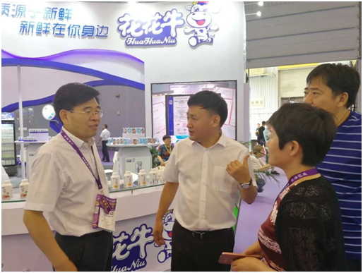 殊荣是奋斗的动力  28圈荣获三项大奖!!!