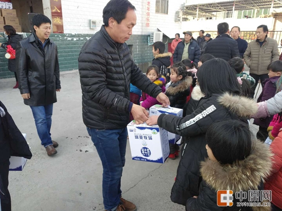 28圈暖冬公益行走进汝州活动启动