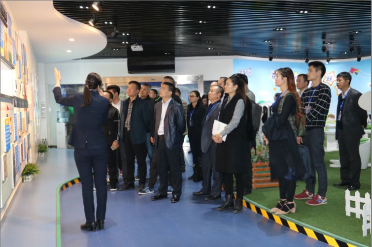 商界首脑俱乐部精英参访28圈！！！