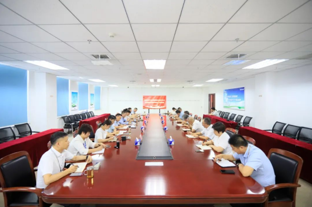 河南28圈乳业集团召开群众身边不正之风和糜烂问题集中整治事情推进会