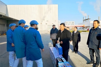 春节送温暖，，，慰问暖人心丨集团党委书记、董事长慰问春节时代坚守岗位的一线职工